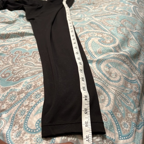 Velvety Soft High-Waisted Legging Black tights - Picture 10 of 11